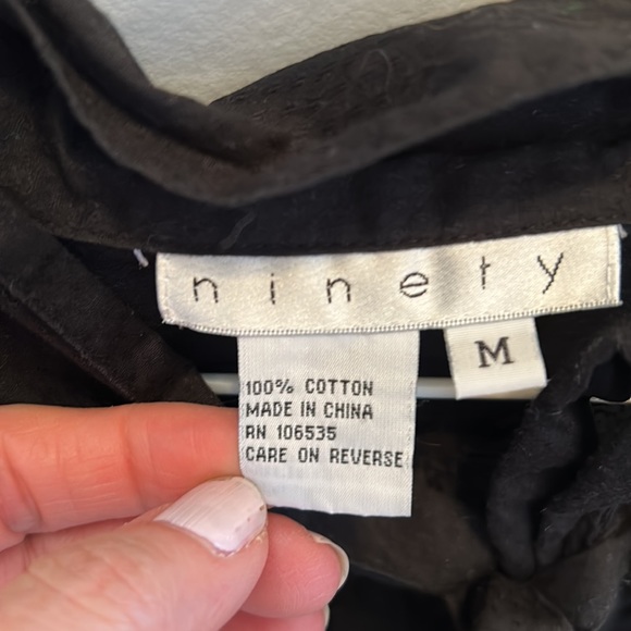 Black top - Picture 8 of 8